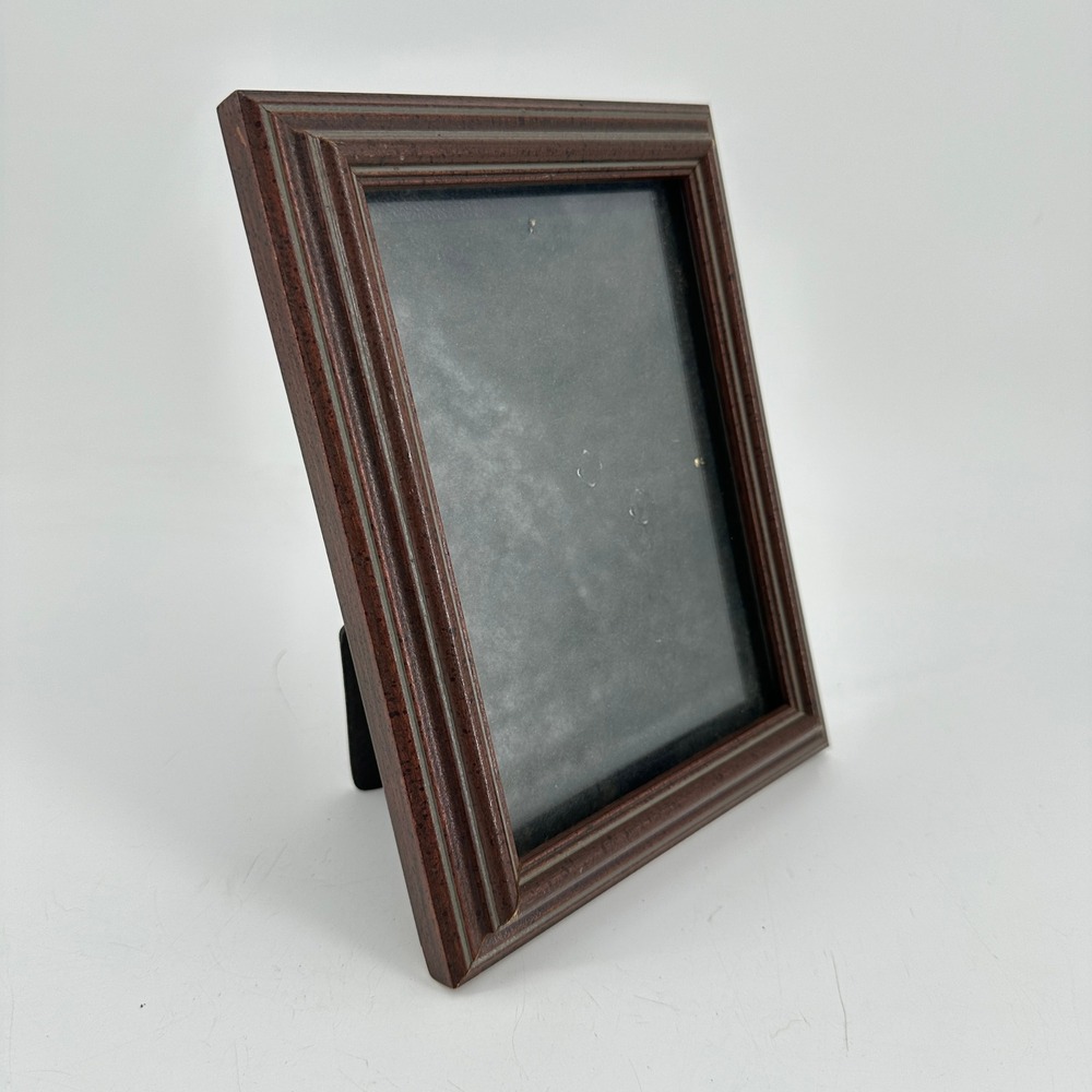 Mahogany Finish Tiered Beveled Wood Picture Frame for 4x6 Photo Tabletop Wall